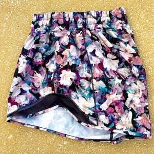 lululemon hotty hot shorts, 2.5 inch inseam